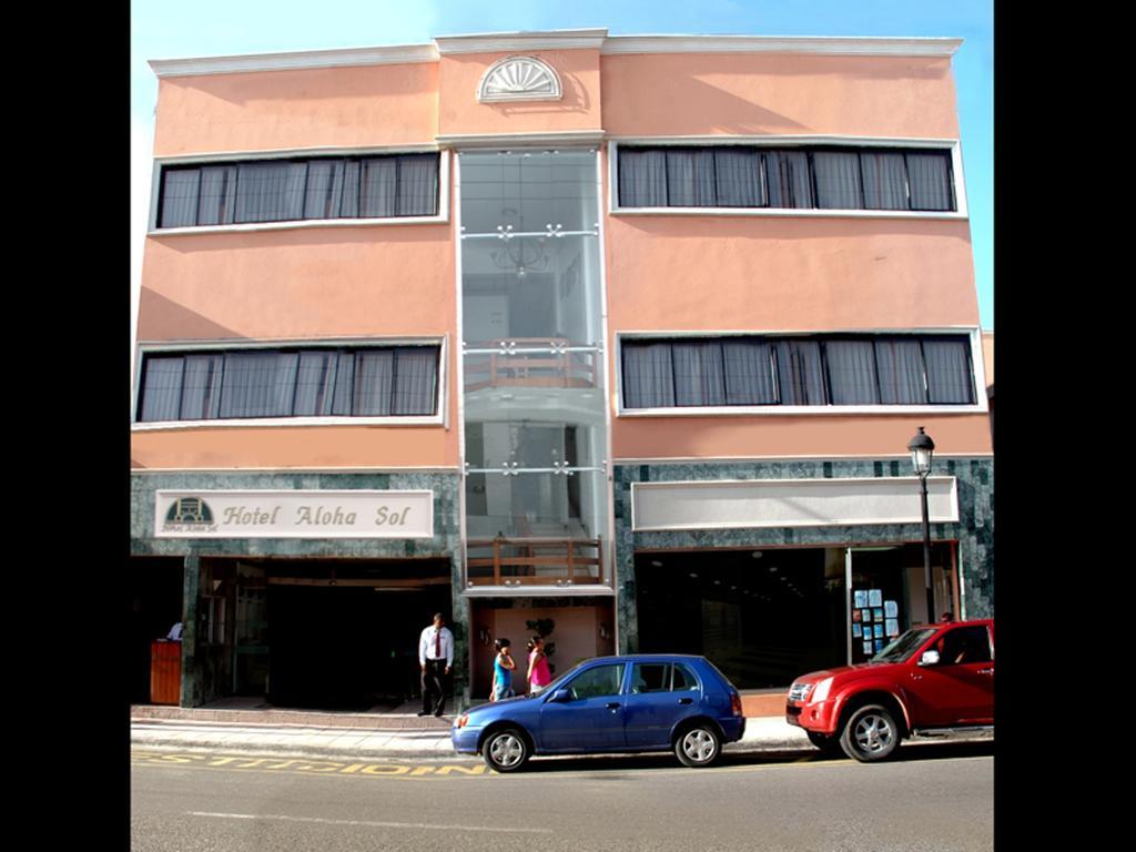 Aloha Sol Hotel And Casino Santiago De Los Caballeros Eksteriør billede